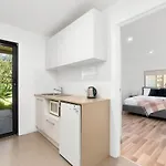 The Spacious & Elegant Vacation Haven - Glenside