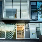Koala Nest In Central Adelaide