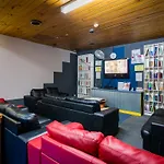 Blue Galah International Backpackers Hostel