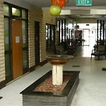 Adelaide Motel & Backpackers