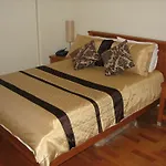 City Escape 2Bd In Adelaides East End 1