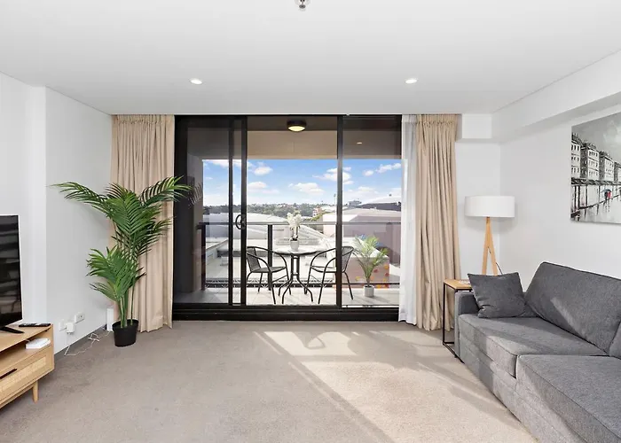 Lily - North Terrace Cityscape Residence