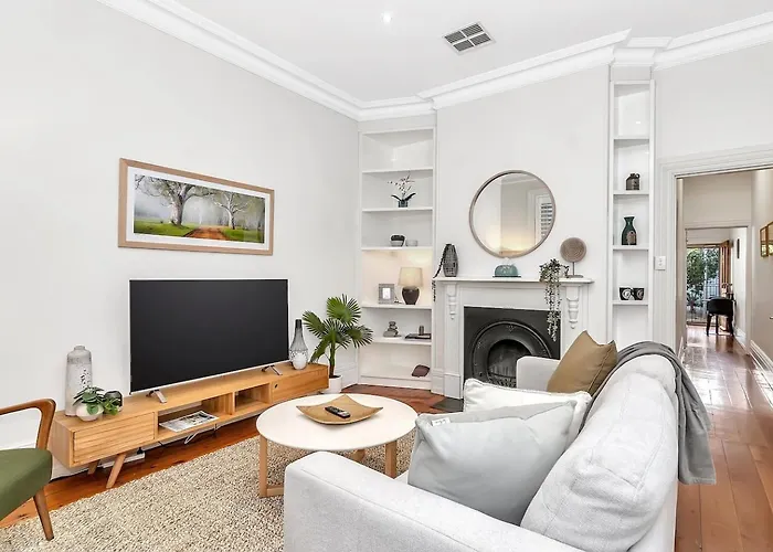 \'The Cosy Corner\' Classic Haven With Modern Comforts