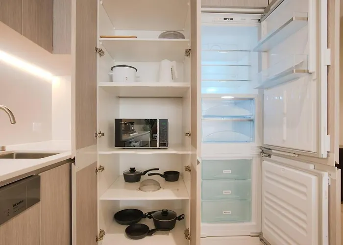 Elegant New Apt In Adelaide Vibrant Rundle Mall