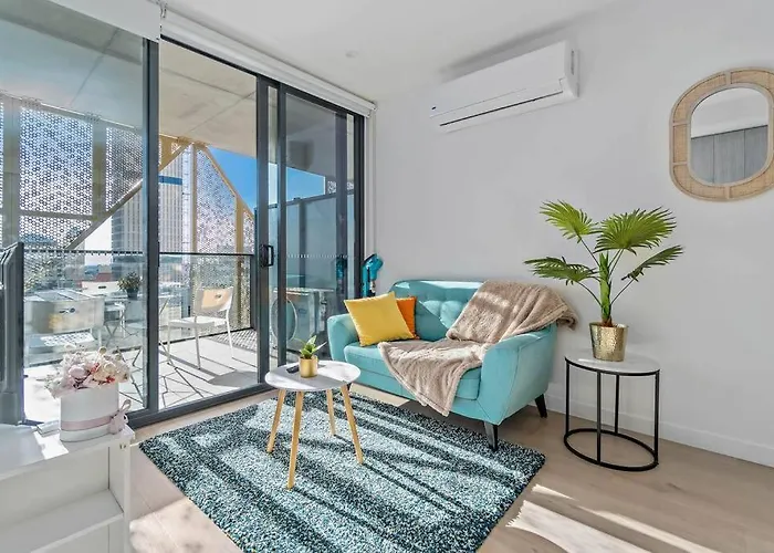 One Bedroom Apartment In The Heart Of Cbd