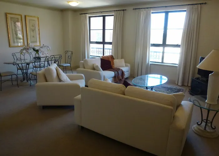 City Escape 2Bd In Adelaides East End 2