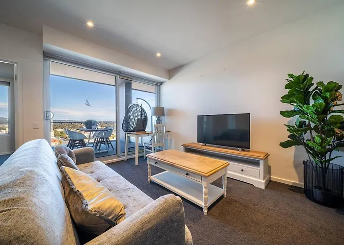 Divinity On Morphett - In The Heart Of The Cbd - Free Wifi - Nespresso