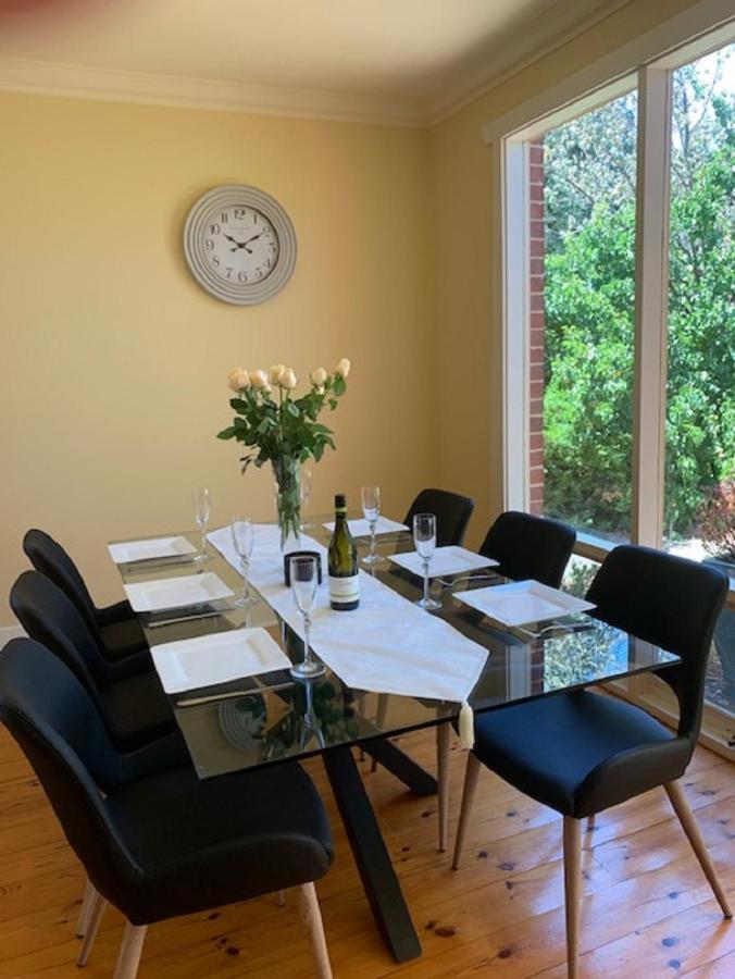 Style - To - Free Wifi - Free 3 Car Parking - Great Location Adelaide