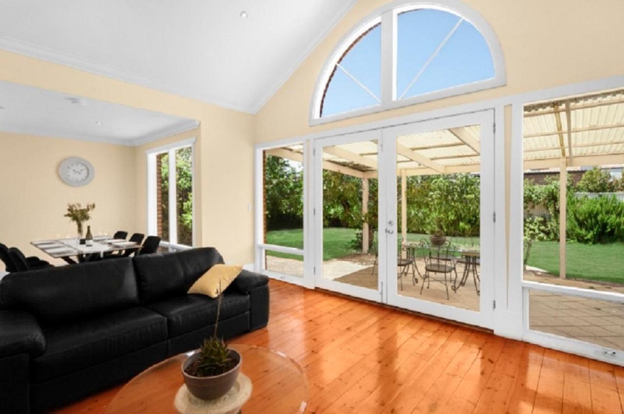 Holiday home Style - To - Free Wifi - Free 3 Car Parking - Great Location Adelaide