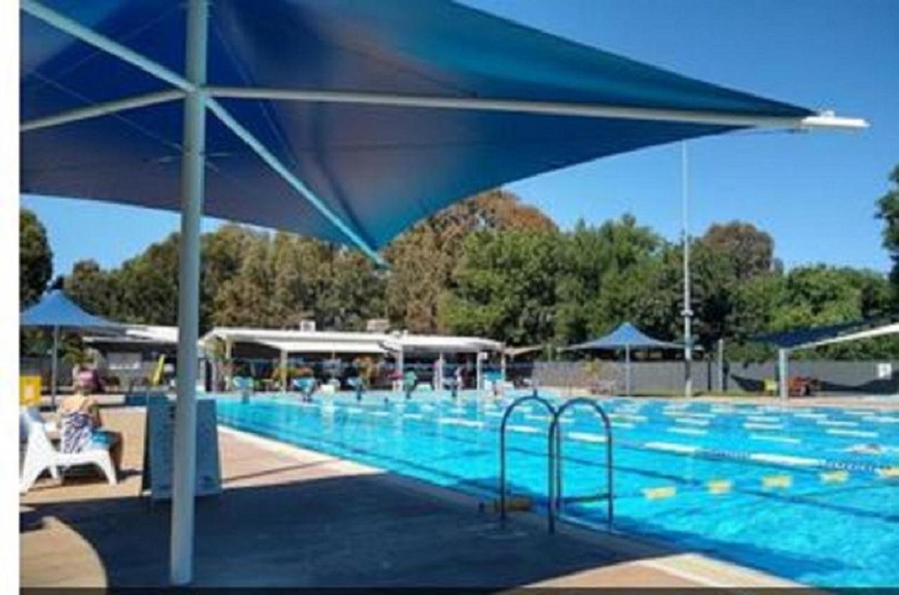Style - To - Free Wifi - Free 3 Car Parking - Great Location * Adelaide