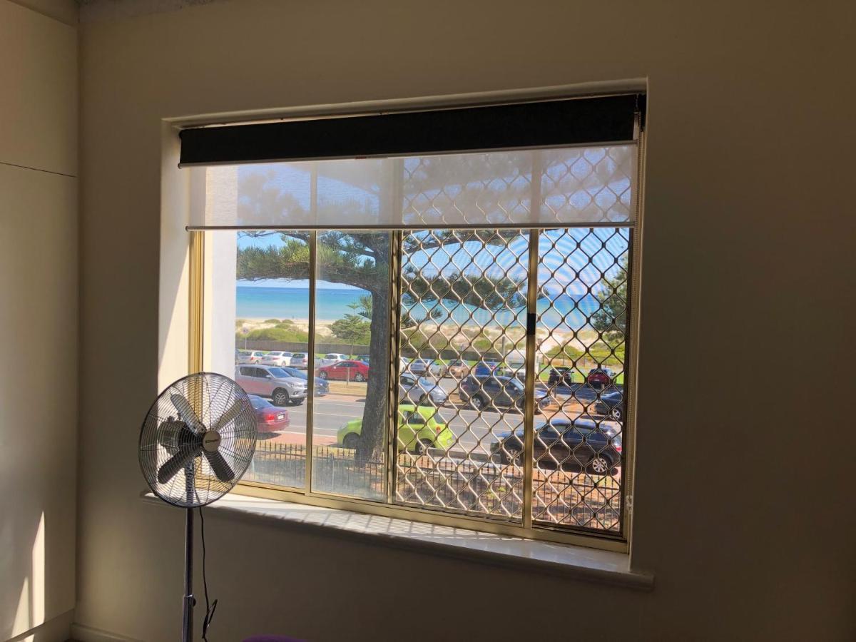 Apartment - Semaphore Front Adelaide