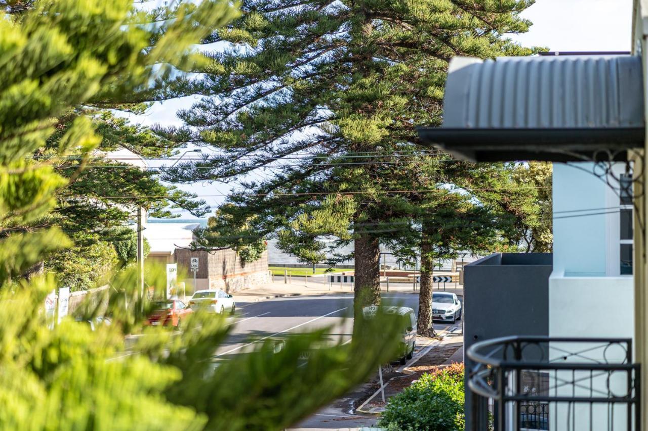 Holiday home Glenelg Stylish 2 Story Townhouse Sea View