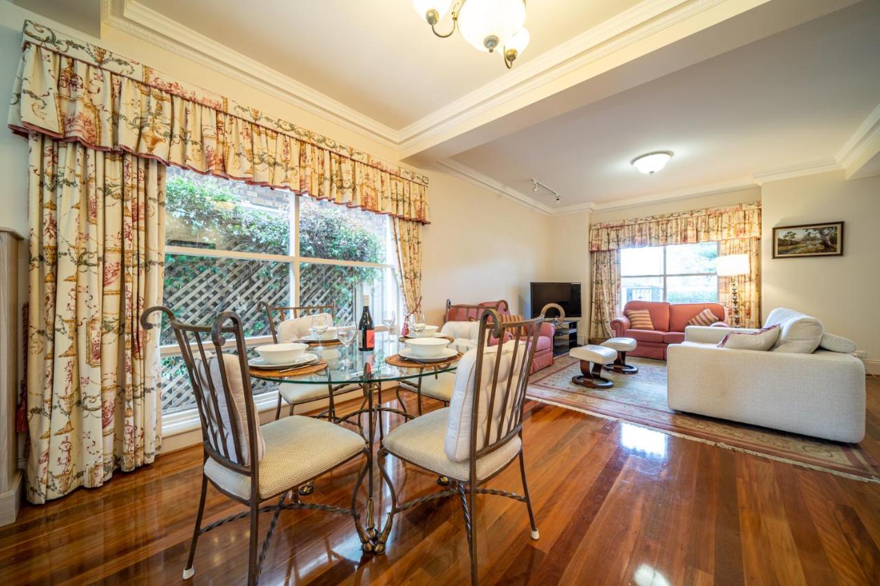 Glenelg Stylish 2 Story Townhouse Sea View Adelaide