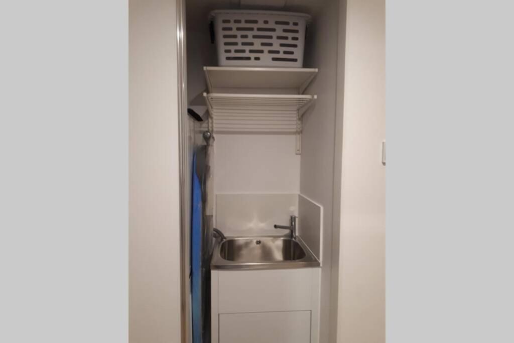Enjoy A Little Luxury In Cbd - Perfect! Apartment Adelaide