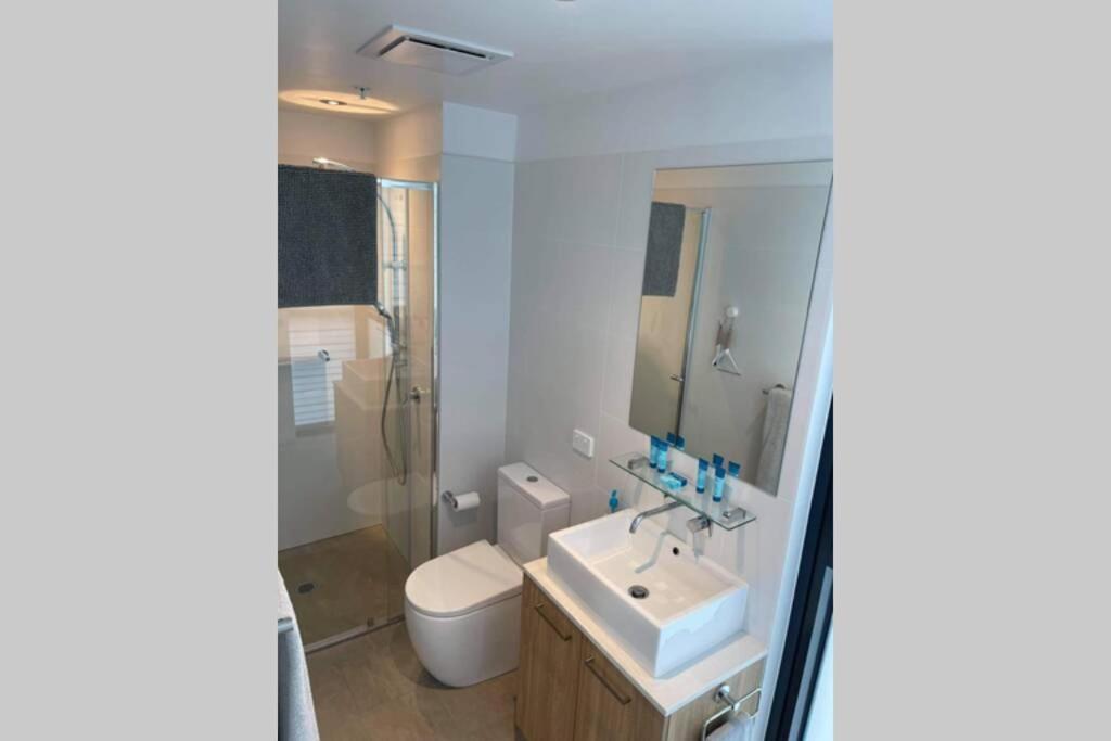 Apartment Enjoy A Little Luxury In Cbd - Perfect! *