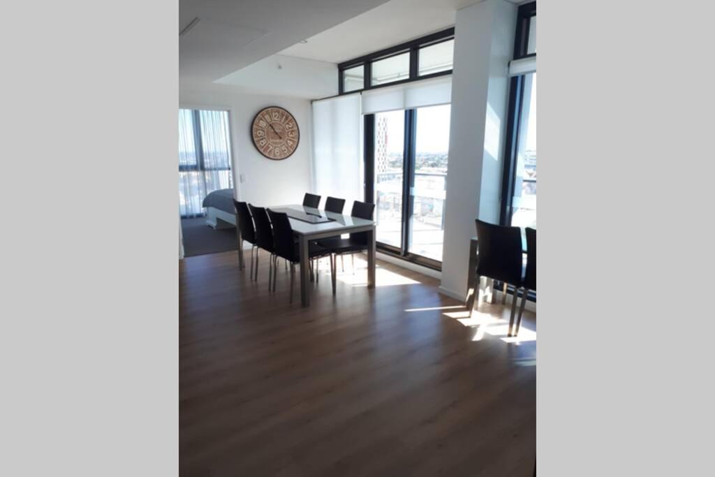 Enjoy A Little Luxury In Cbd - Perfect! *