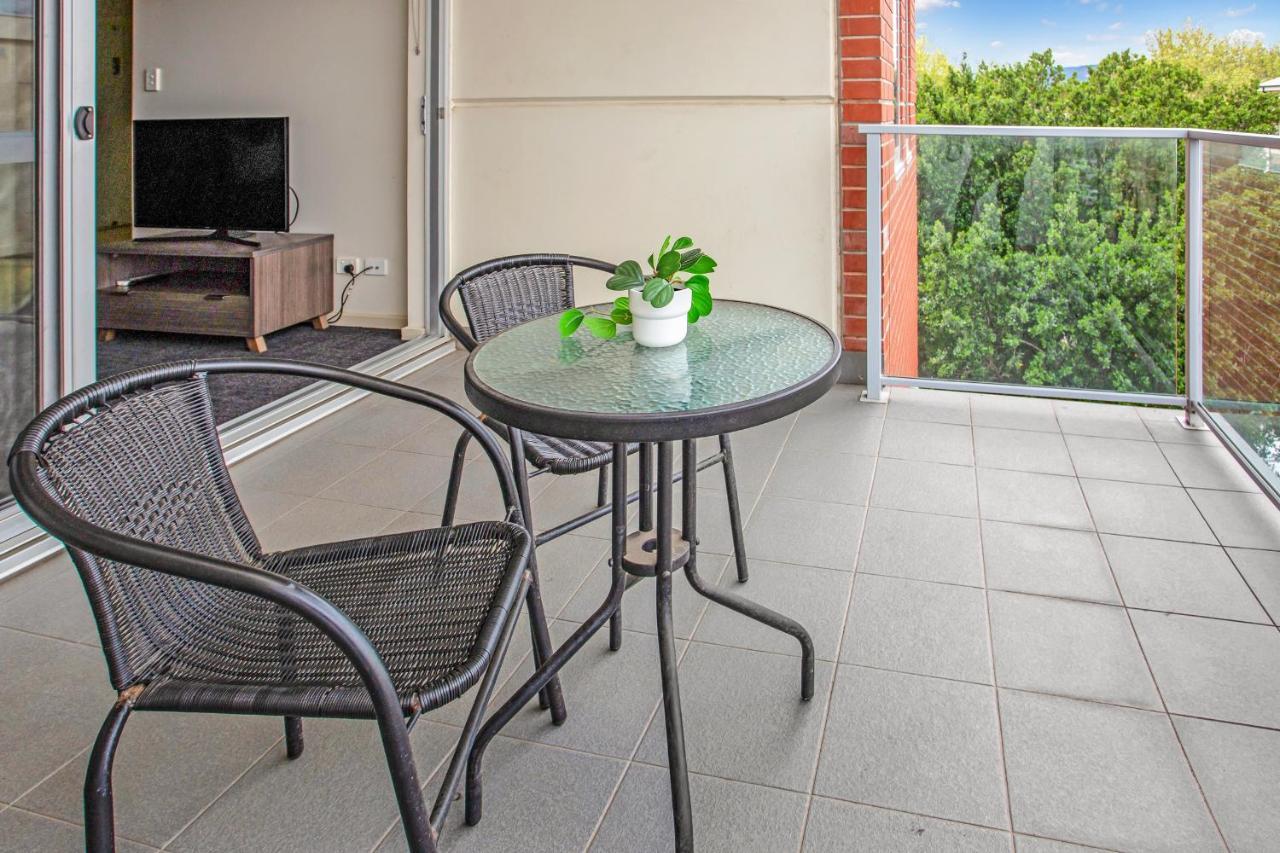 Aparthotel Hume Serviced 4*