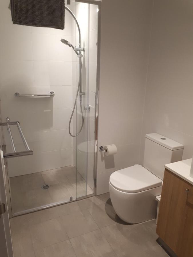 Enjoy A Little Luxury In Cbd - Perfect! Adelaide