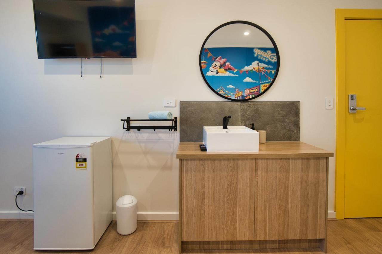 Dreamy - Private With Shared Bathrooms Adelaide