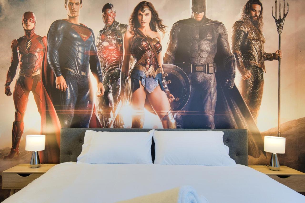 Hotel Dreamy - Private With Shared Bathrooms 3*