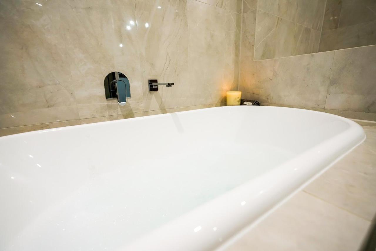 Apartment Style Accommodation-getaway In North Adelaide- Close To