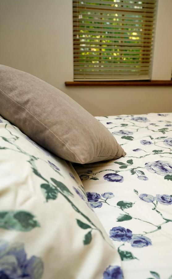 Style Accommodation-getaway In North Adelaide- Close To Apartment Adelaide