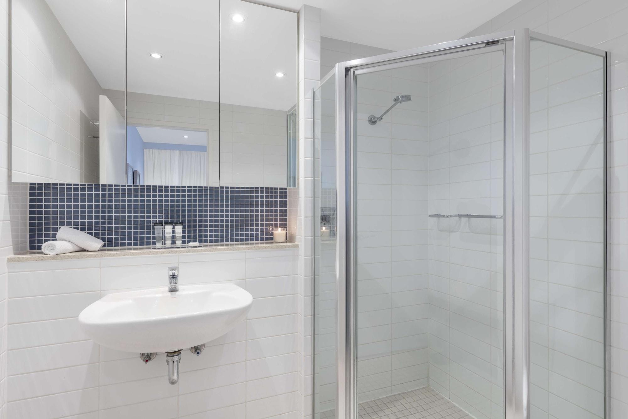 Oaks Glenelg Liberty Aparthotel 4*
