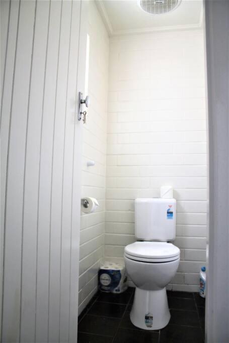 Entire 3br Apt With Parking Apartment