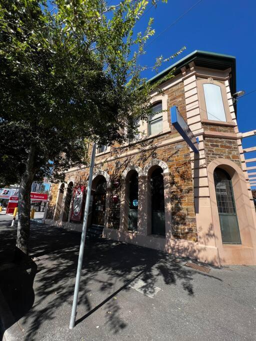 410 /247 Gouger St Ex In Apartment Adelaide