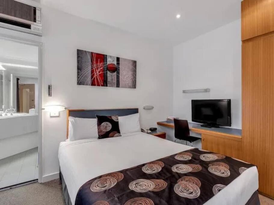 427/247 Gouger St Ex In Apartment
