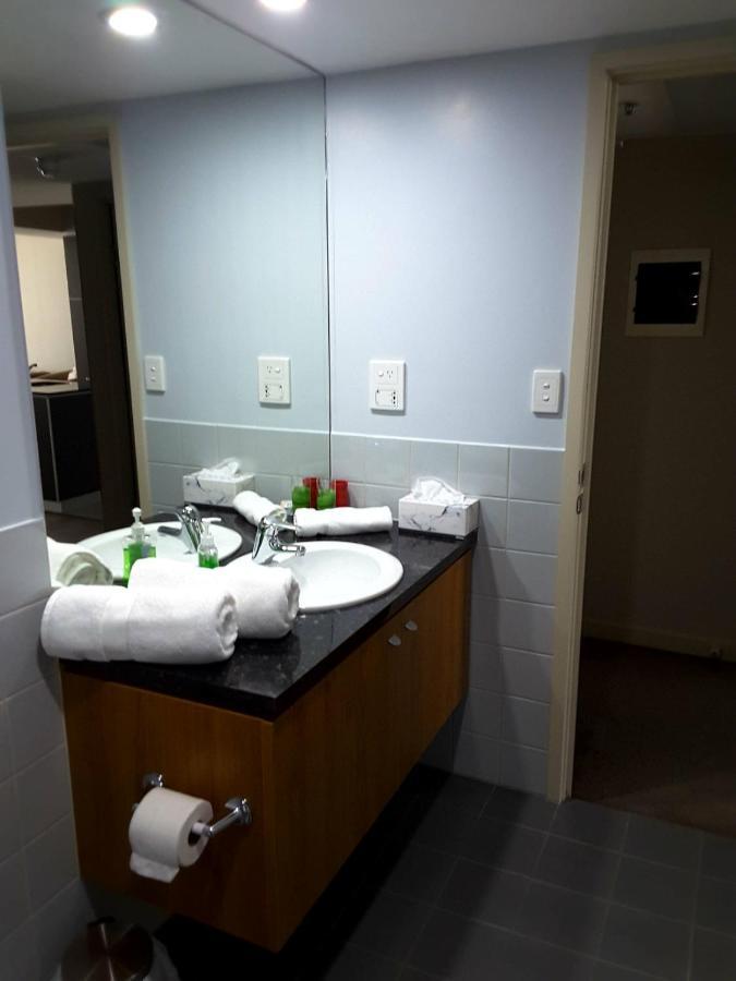 Apartment@96 * Adelaide