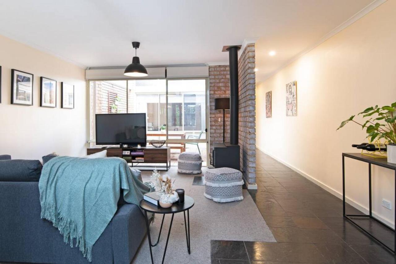 Character & Charm 3 Bed Home- Free Wine Apartment *