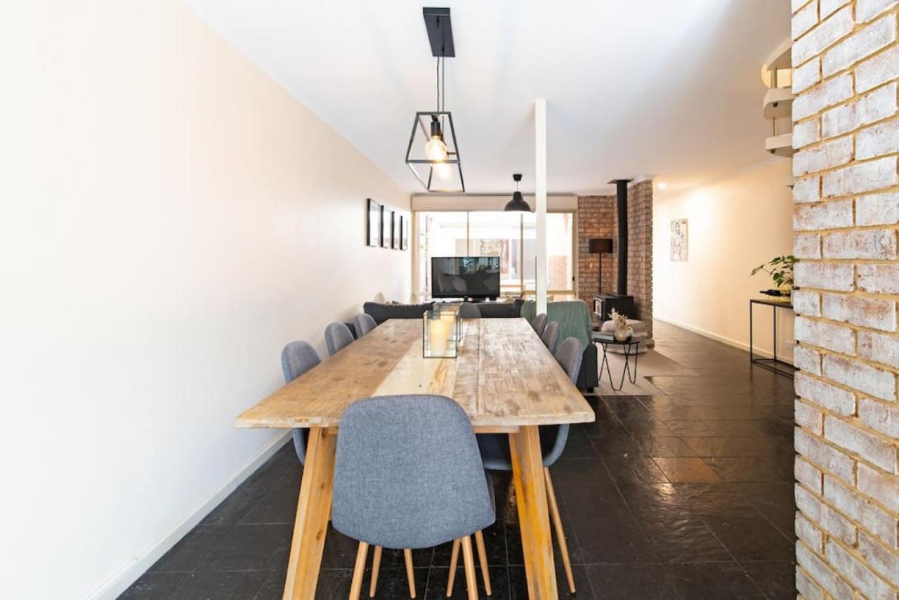 Character & Charm 3 Bed Home- Free Wine Adelaide