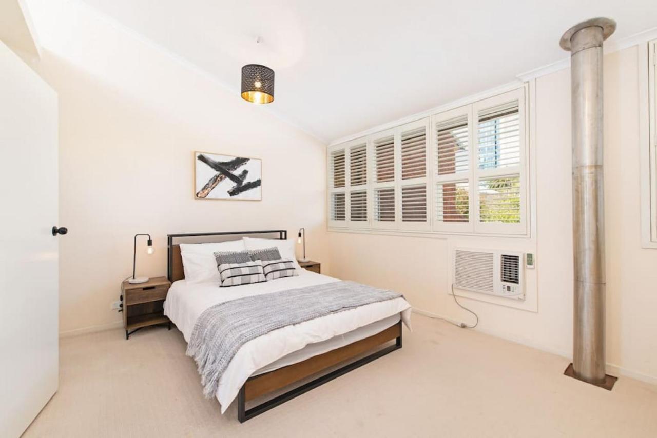 Character & Charm 3 Bed Home- Free Wine Apartment *