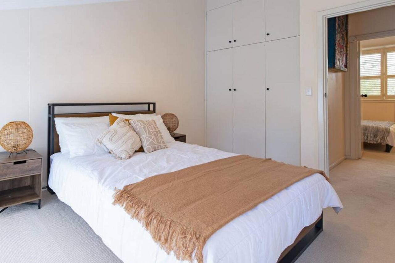 Character & Charm 3 Bed Home- Free Wine Adelaide