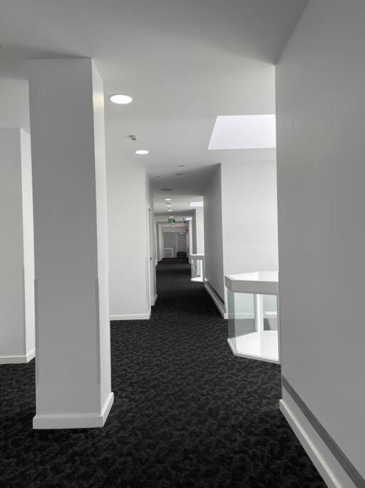 25/247 Gouger St Ex 430 Adelaide