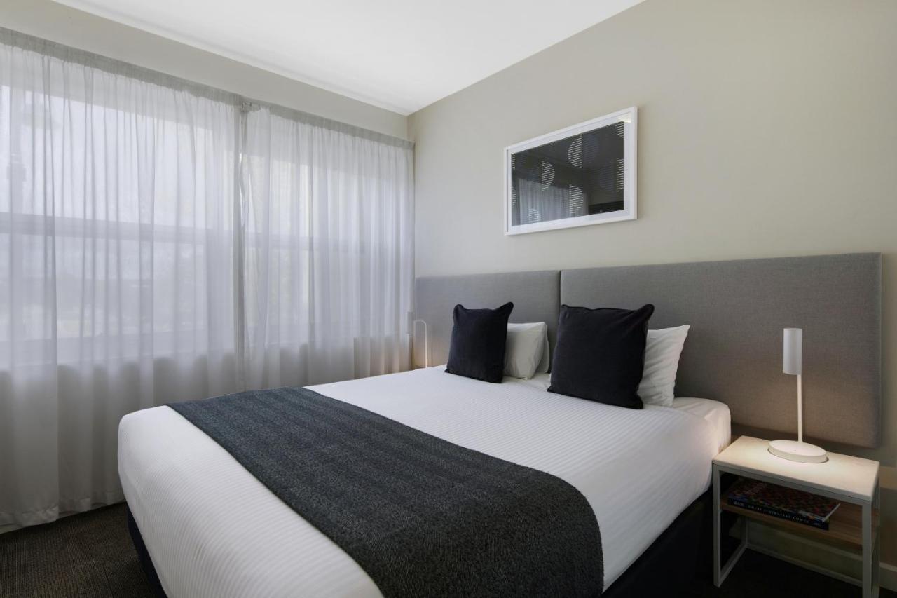 Quest Mawson Lakes