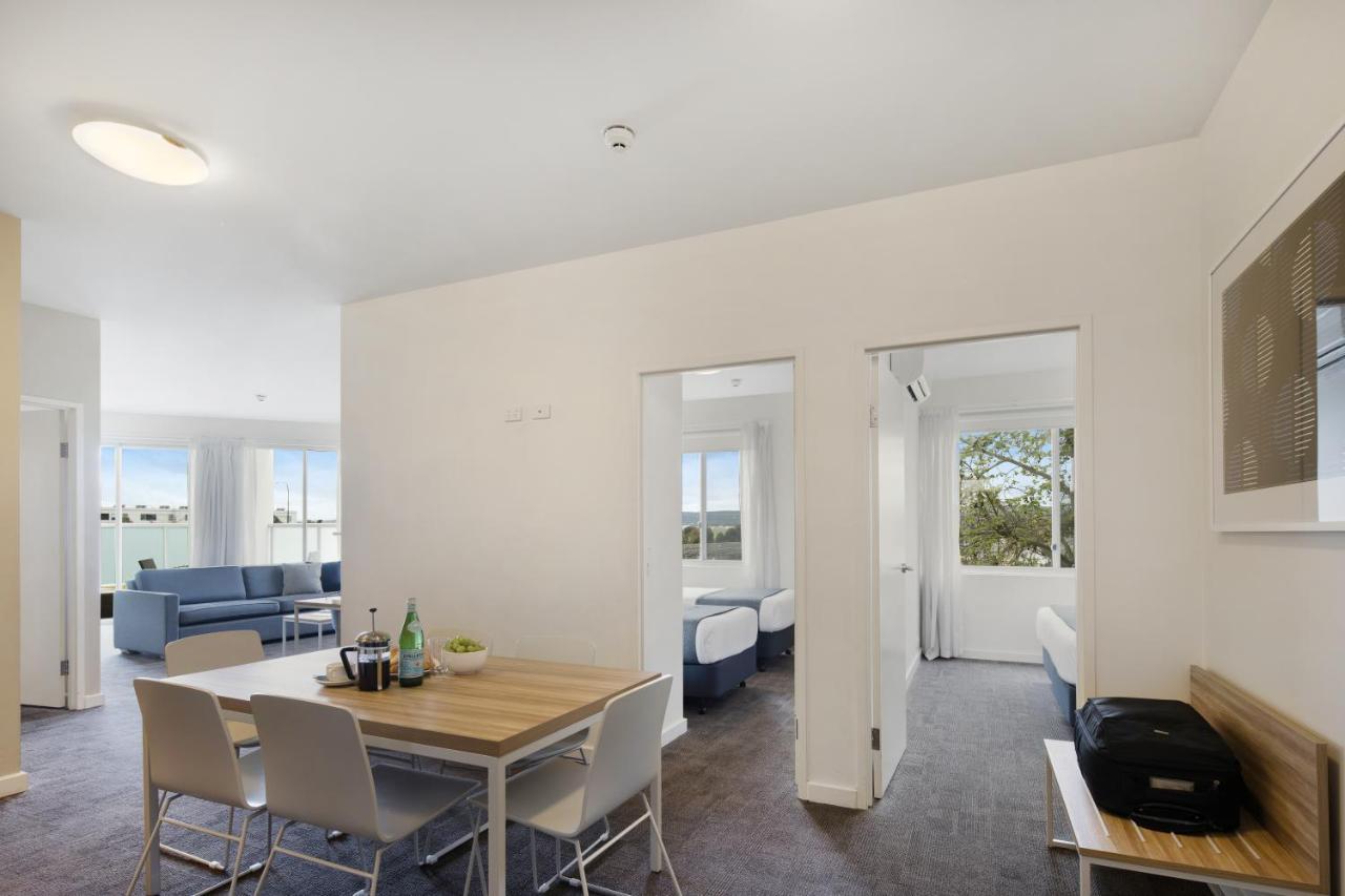 Quest Mawson Lakes
