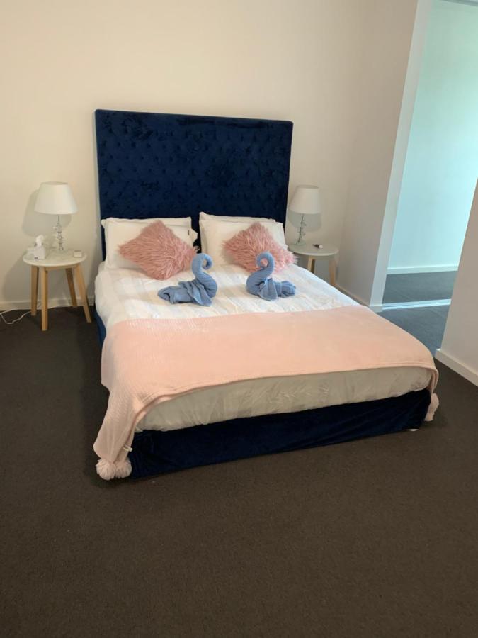 Market Precinct Luxury