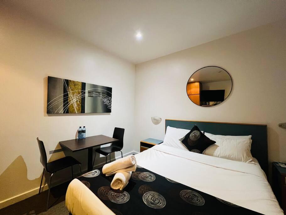 Ex Ensuite In 408 * Adelaide
