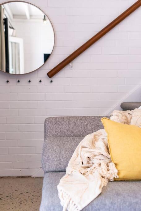 Apartment Stylish, Comfortable And Pet Friendly Home In The Heart Of Kensington