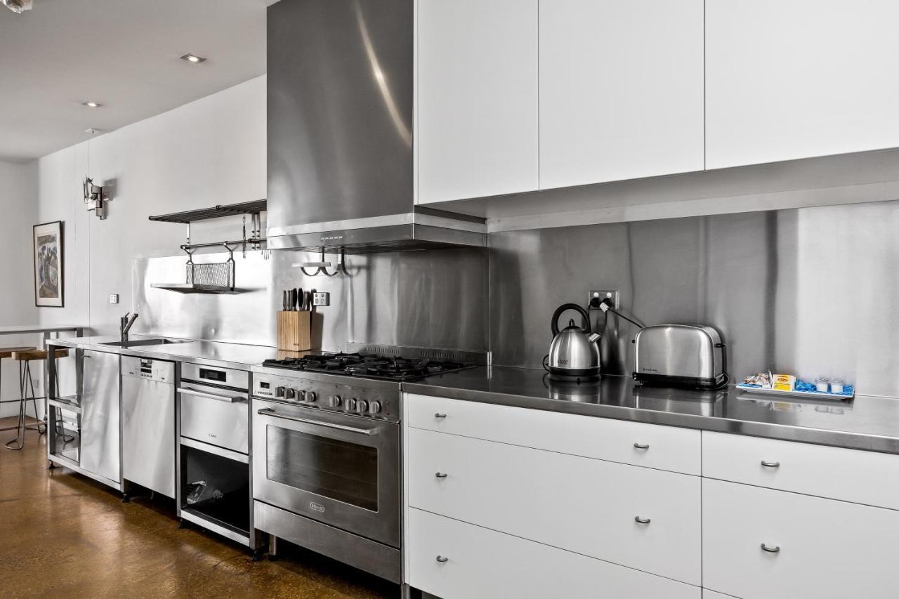 Swainson On Waymouth - Penthouse Apartment