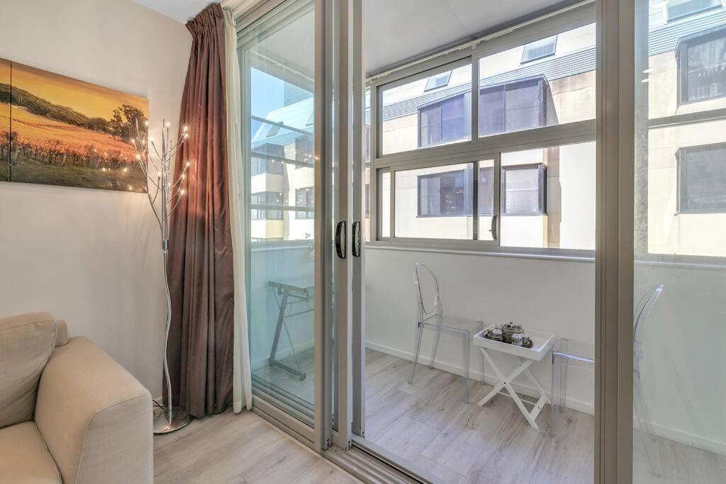 The Escape - Rundle Mall + Secured Car Park *