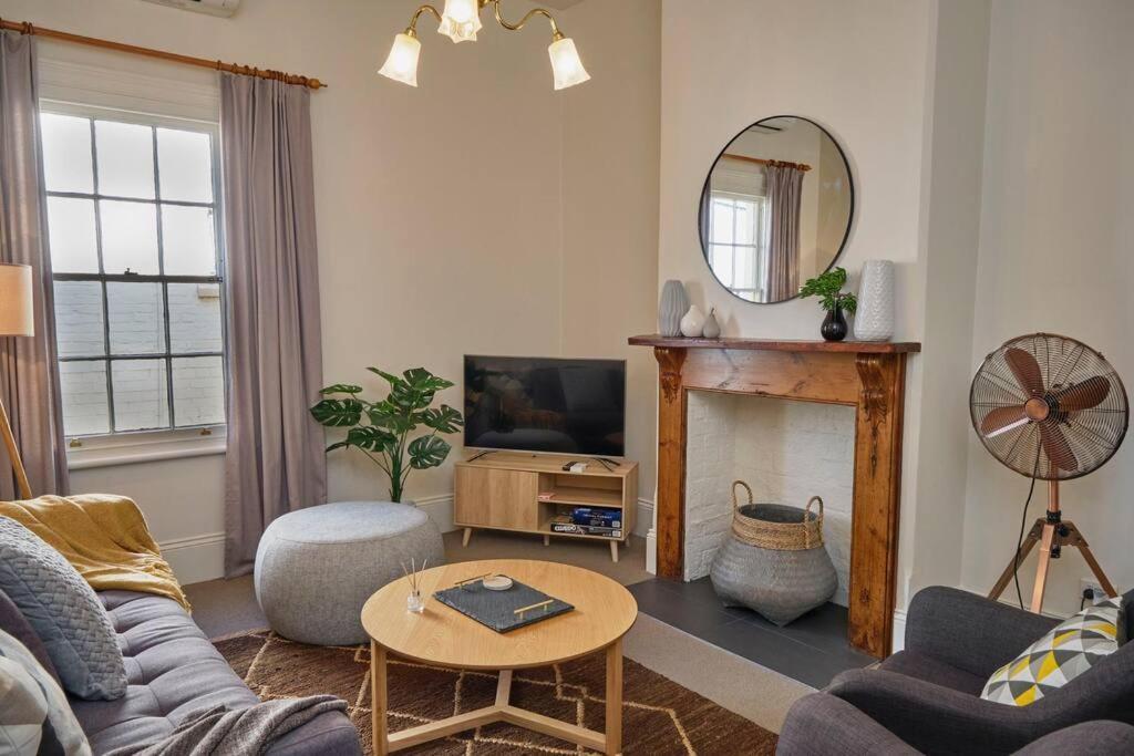 Short Walk To The Parade And Norwood Oval Apartment Adelaide