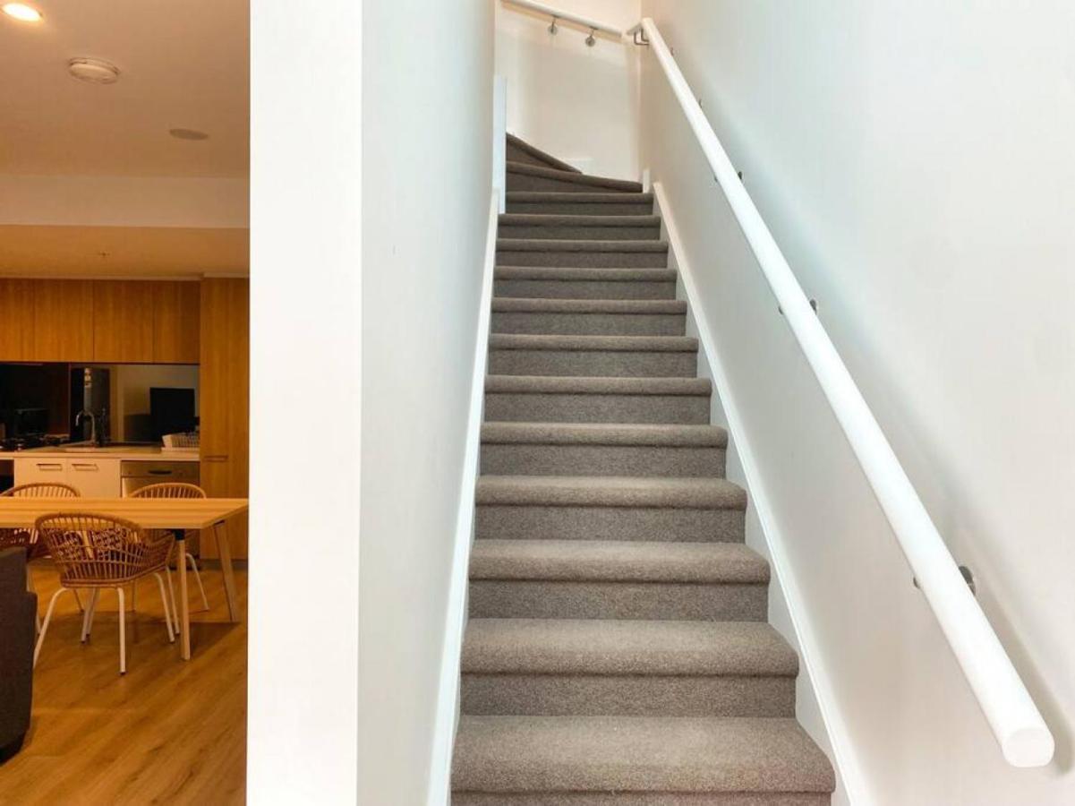 Apartment Modern 2br In Cbd With Pool-gym-bbq *