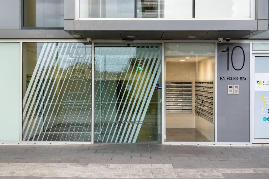 1br Cbd Apt - Pool-spa-free Carpark Apartment