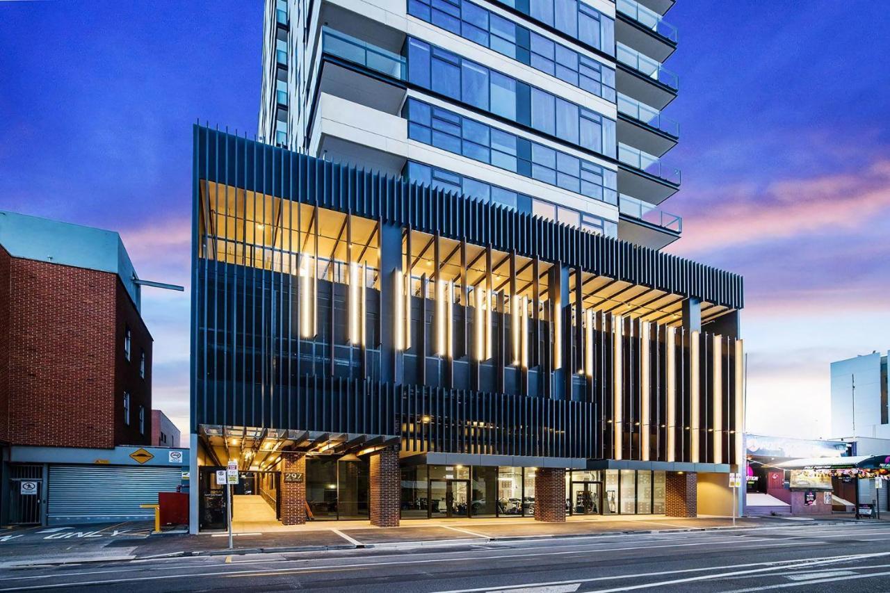 Ambrosia - East End Hillside Haven Apartment Adelaide