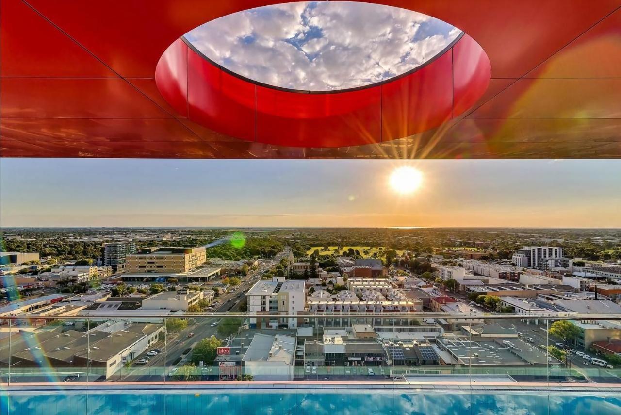 Apartment Isaac - The Cityscape View *
