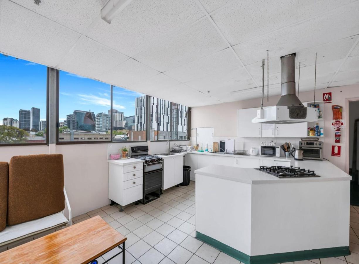 16 Wright Adelaide