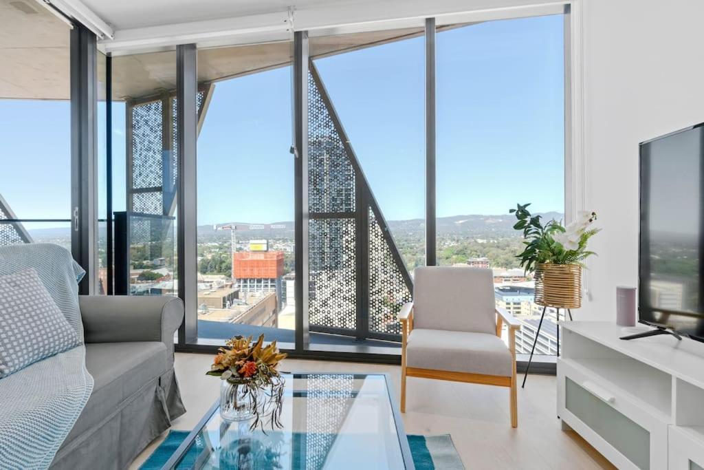 Apartment Luxury Cbd Exceptional View Level 21